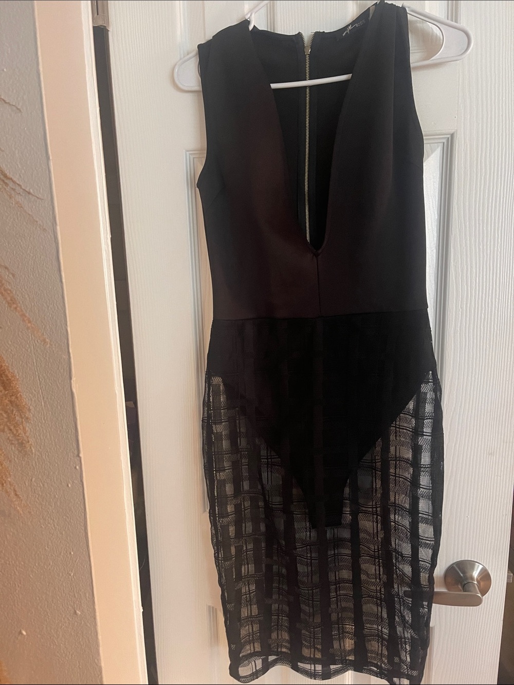 Source Unknown Black Sleeveless Mesh-Panel Midi Dress